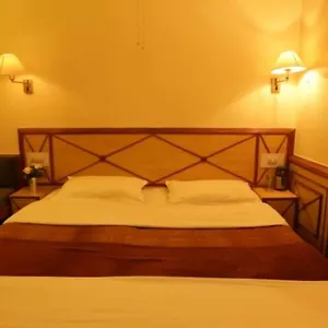 https://hotel-sangeet.shimlahotels.net